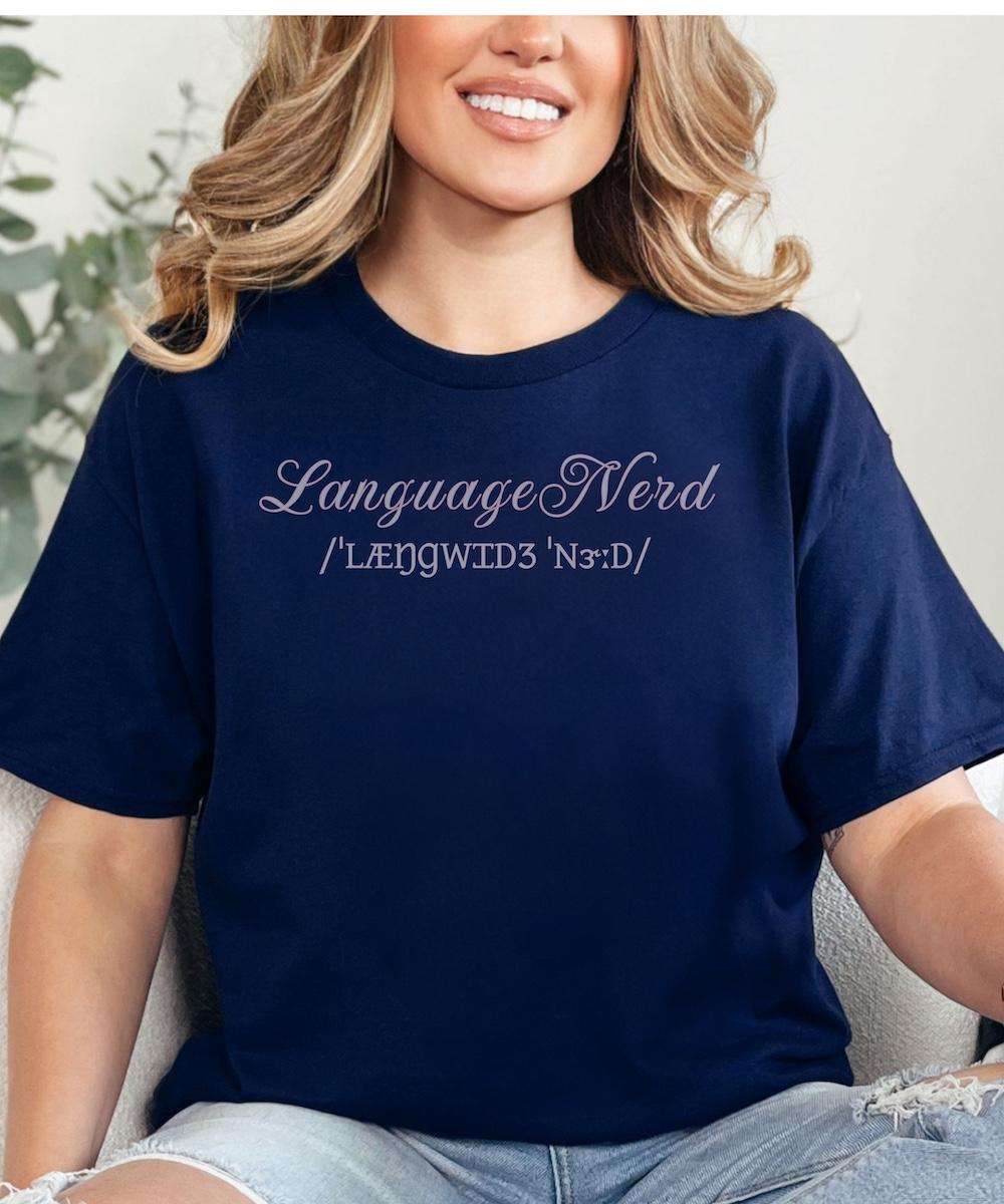 T-Shirt Damen dunkelblau "Language Nerd" Sprachliebhaber Lehrer Übersetzer Studenten	