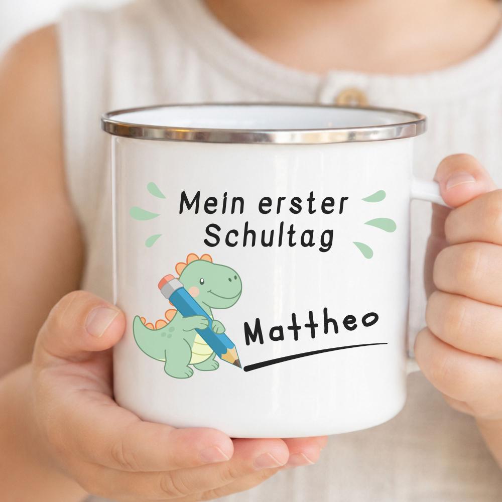 Kinderbecher aus Emaille mit Wunschnamen, Dino & Wunschdatum zur Einschulung - Emaille Tasse zum 1. Schultag